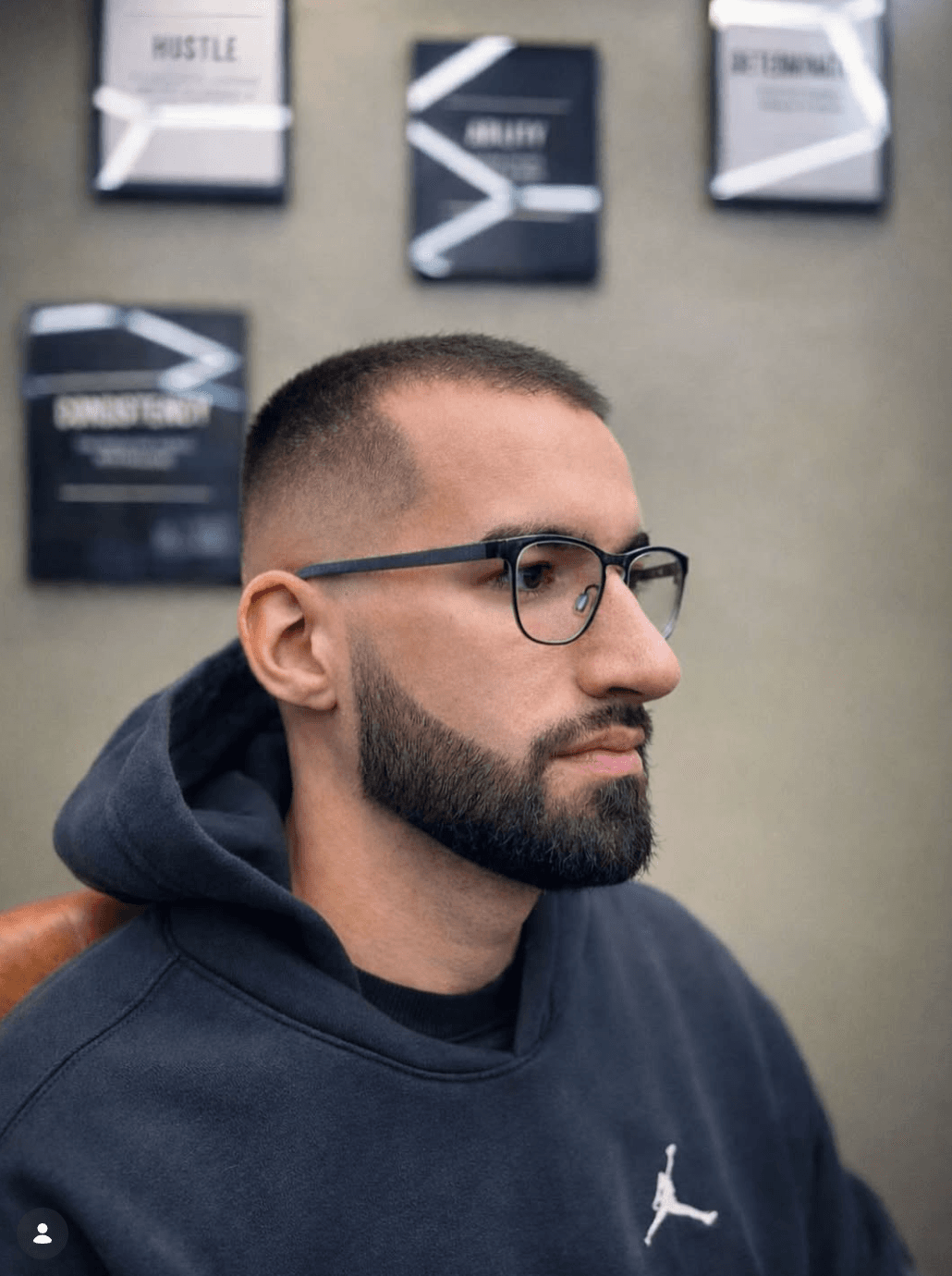 Men's hairstyle at WOLF Barbershop
